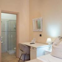 2 scrivanie con porta frigo