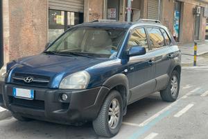 HYUNDAI TUCSON CRDI 16v 4WD AUTOCARRO