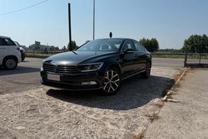 Volkswagen Passat 2.0 TDI SCR DSG Executive BMT