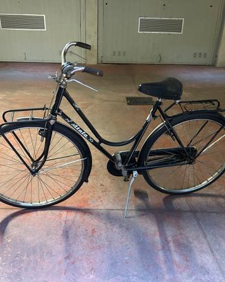 Bicicletta donna anni 60 marca Atala