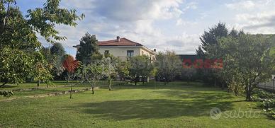 Villa o villino Cavour [Cod. rif 3260529VRG]