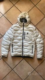 blauer piumino onde bianco
