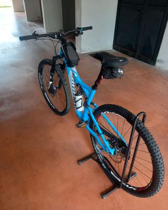 Bicicletta professionale mountain-bike