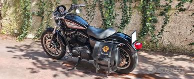 Harley Davidson 883 R