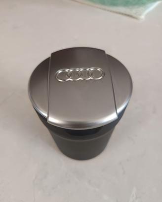 AUDI posacenere