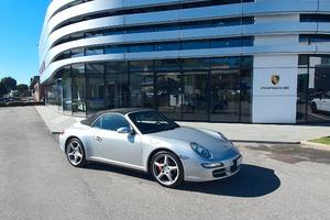 PORSCHE CARRERA 4 CABRIO