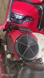 Trattorino rasaerba honda