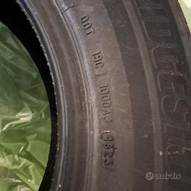 Treno 4 Pneumatici Nuovi Bridgestone Turanza 6