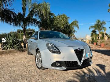 Alfa Romeo Giulietta 1.6 JTDm-2 120 CV Distinctive