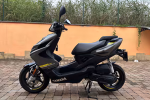 Yamaha Aerox 50 4t
