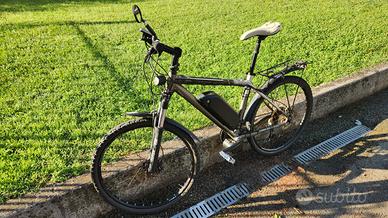 Bici Elettrica Mtb motore pedalata assistita
