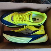 New Balance FuelCell Rebel V5 42,5