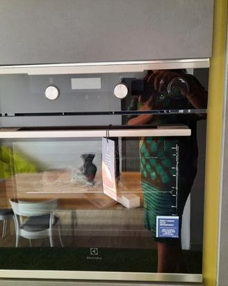 Forno Elettrolux multifunzione con vapore