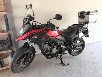  moto Suzuki Vstrom 650