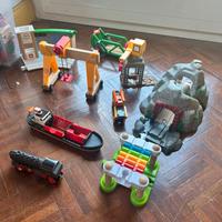 Scatola con vari set BRIO