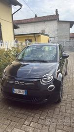 Fiat 500e 3+1 Prima – Nero Metallizzato