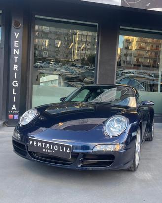 PORSCHE - 997 - 911 Carrera 4 Coupé