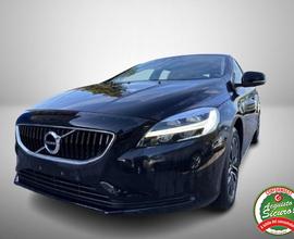 VOLVO V40 T2 Plus Momentum