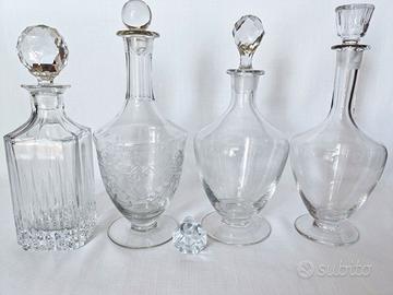 Collezione 4 decanter per liquori di pregio