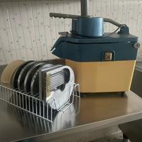 Tritaverdure professionale