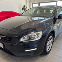 VOLVO V60 D3 Geartronic Business