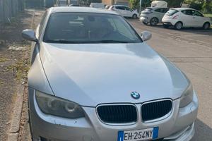 BMW Serie 3 (E30) - 2011