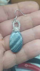 Set artigianale orecchini e collana in acciaio