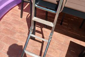 Scaletta inox pieghevole 4 gradini