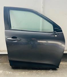 Porta anteriore destra Toyota Yaris Cross