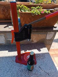 tappatrice per bottiglie salsa