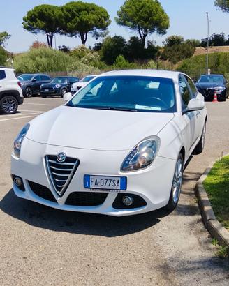 Alfa Romeo Giulietta 2.0 JTDm-2 150 CV Distinctive