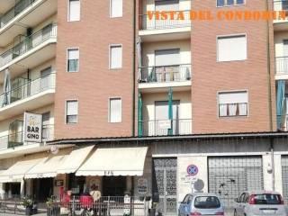 Alloggio in condominio fronte piazza