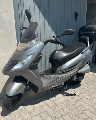 Scooter Dink 200 kymco