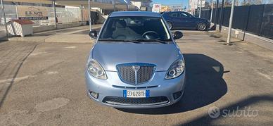 Lancia Ypsilon 1.2 69 CV 5 porte S&S Gold