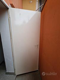 porta in metallo serramenti