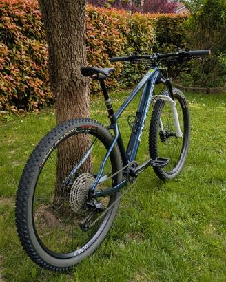 MTB XC con upgrade come nuova
