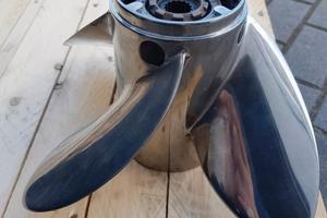 Elica inox passo 19", 14"1/4 di diametro a 4 pale