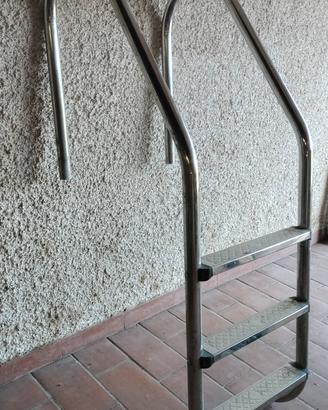 scala inox per piscina