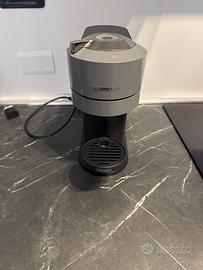 NESPRESSO VERTUO MACCHINA CAFFÈ + 16 CAPSULE