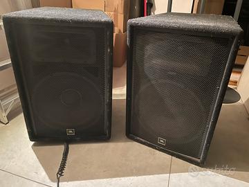 altoparlanti JBL JRX200