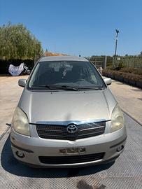 RICAMBI TOYOTA COROLLA 2.0 DIESEL ANNO:2003