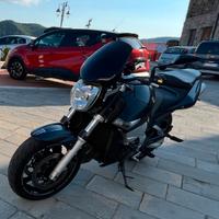 Suzuki gsr 600