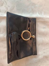 pochette nera vernice 
