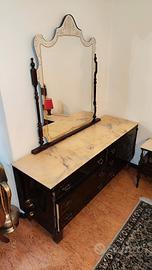 Comodini e mobile con specchiera vintage