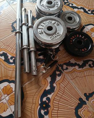 Set bilanciere, manubri e pesi