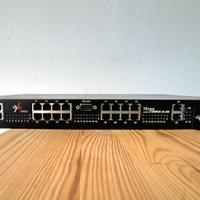 Switch web di rete aziendale 24 porte