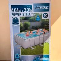 Piscina esterna Bestway con motore