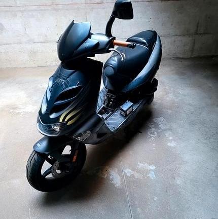 Aprilia SR 50 - 2012