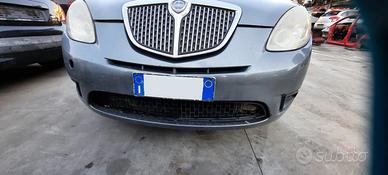 LANCIA YPSILON 2011 - PARAURTI ANTERIORE