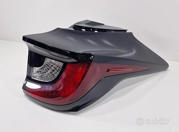 Fanale posteriore dx toyota yaris 2020>2025